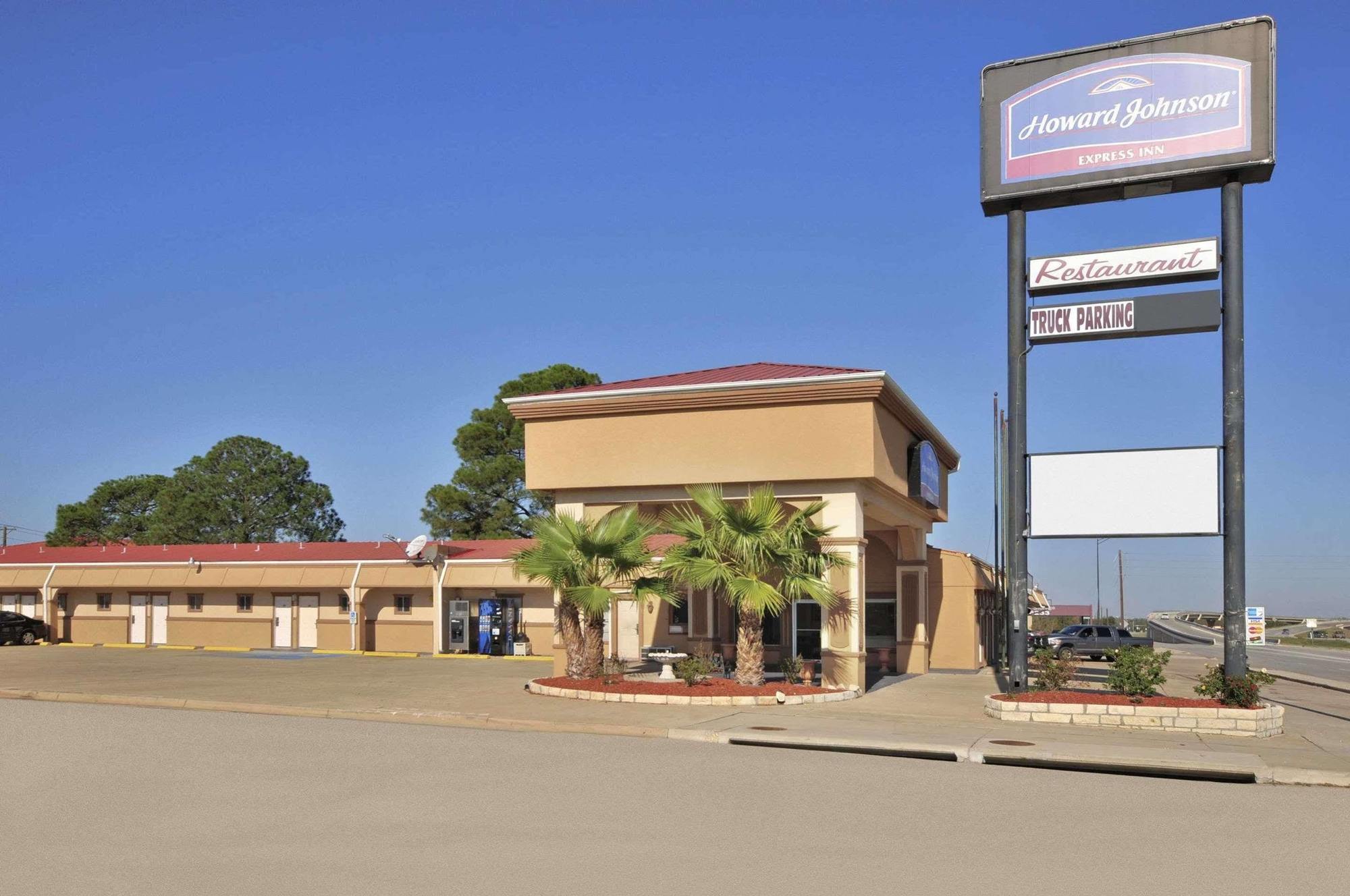 Americas Best Value Inn & Suites-College Station Exterior photo